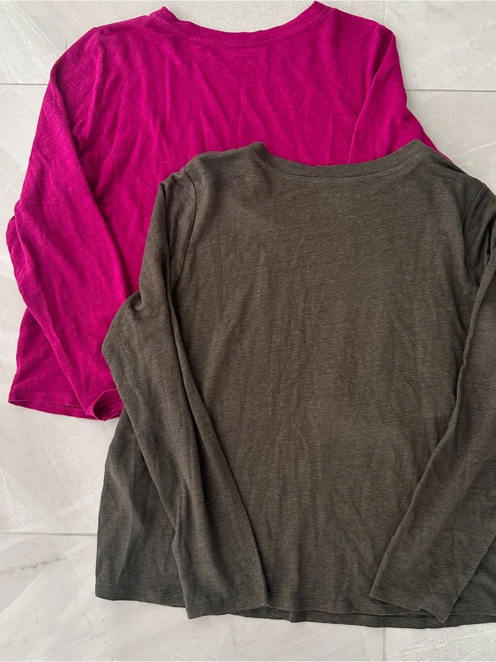 Eileen Fisher set of 2 Linen Long-Sleeve Crewneck Tops - Fuchsia & Dark Green M - Picture 2 of 10